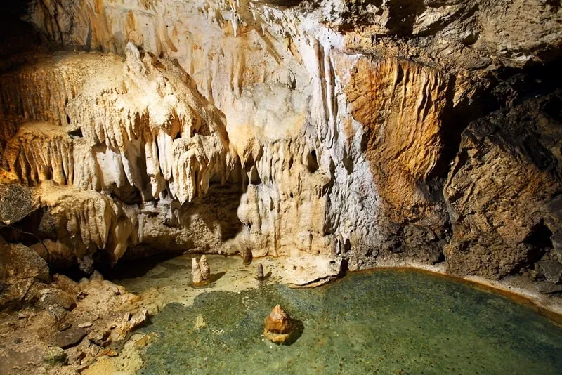 Prehliadka v Belianskej jaskyni