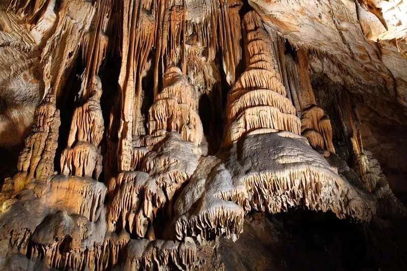 Prehliadka v Jasovskej jaskyni