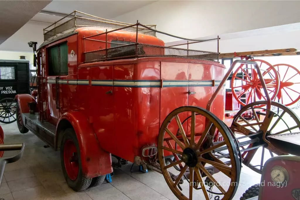 Starodavne hasicske auto