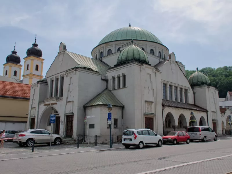 Synagoga Trencin budova