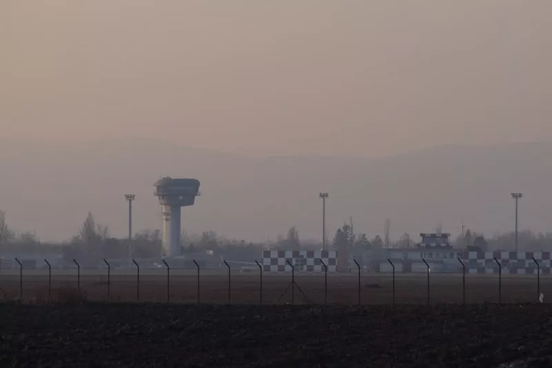 Vyhlad na letisko Bratislava z pozorovatelne