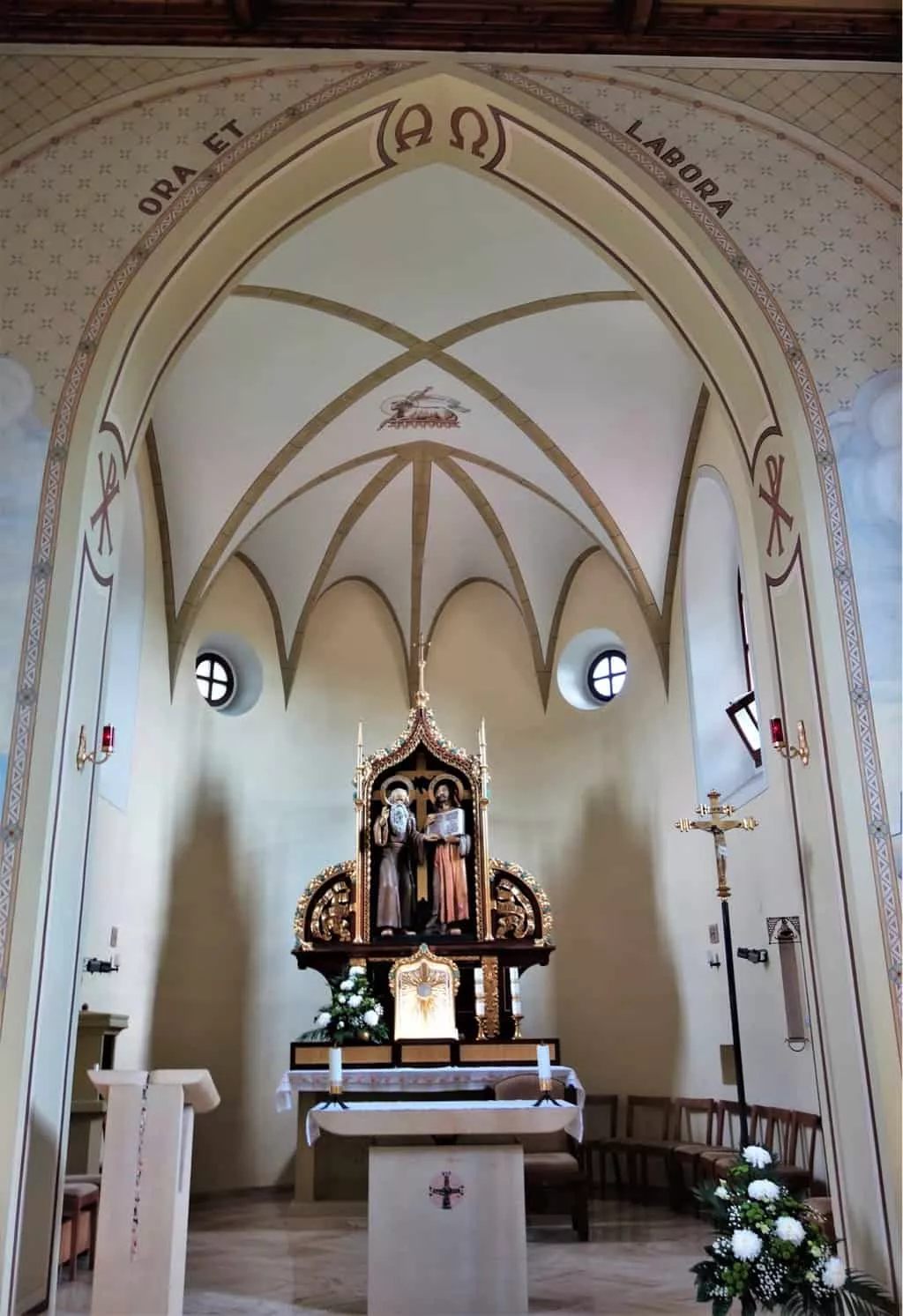 Mala Skalka - interier kostola