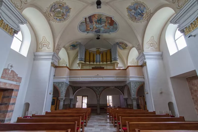 Kostol Vsetkych Svatych organ