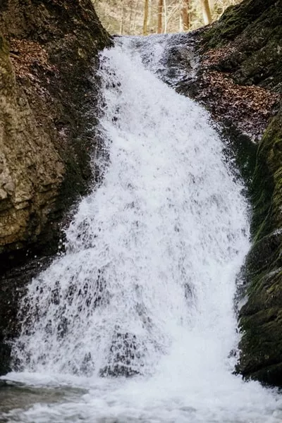 Kralicka tiesnava - vodopad