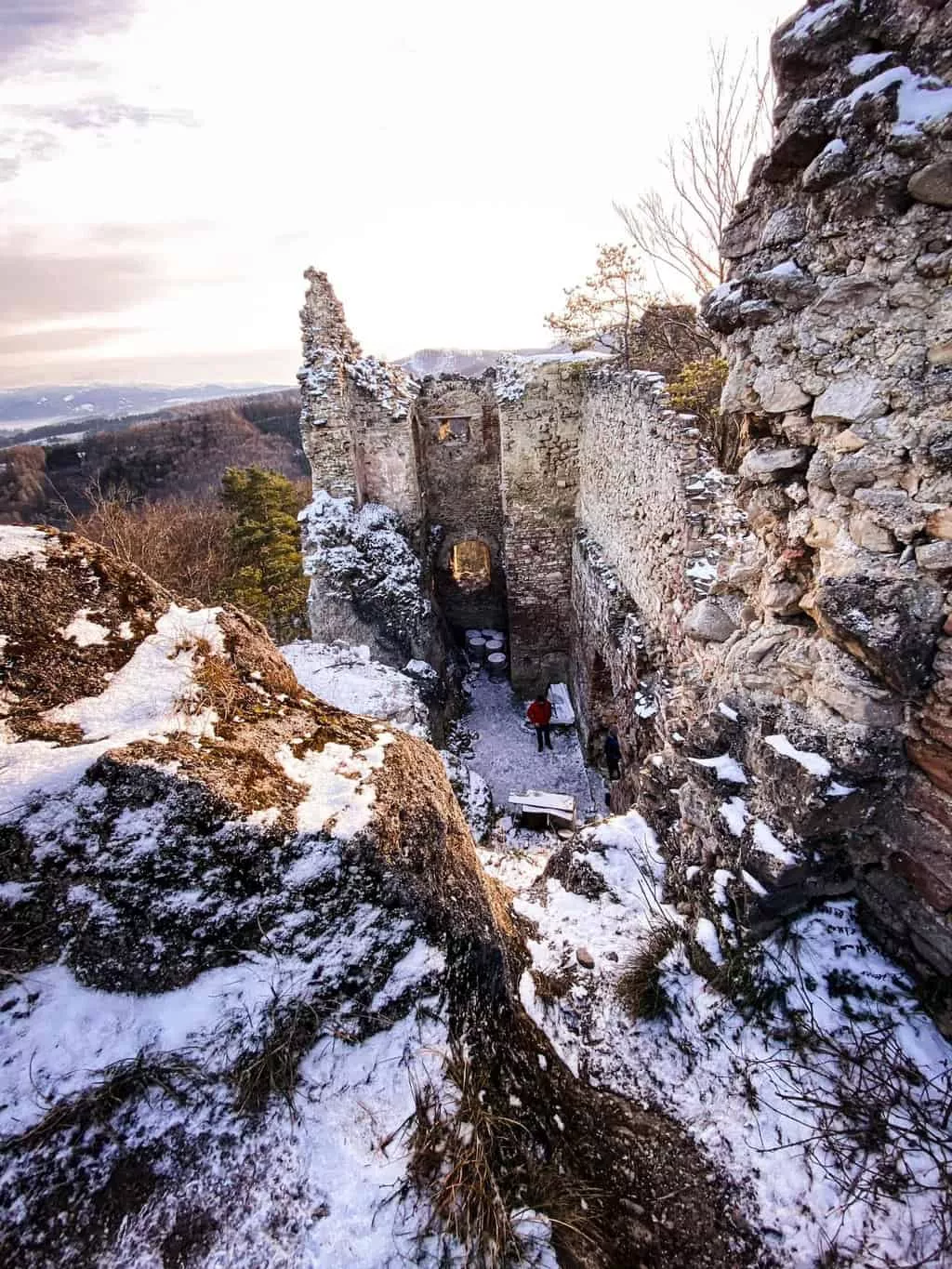 Hricovsky hrad pohlad zhora