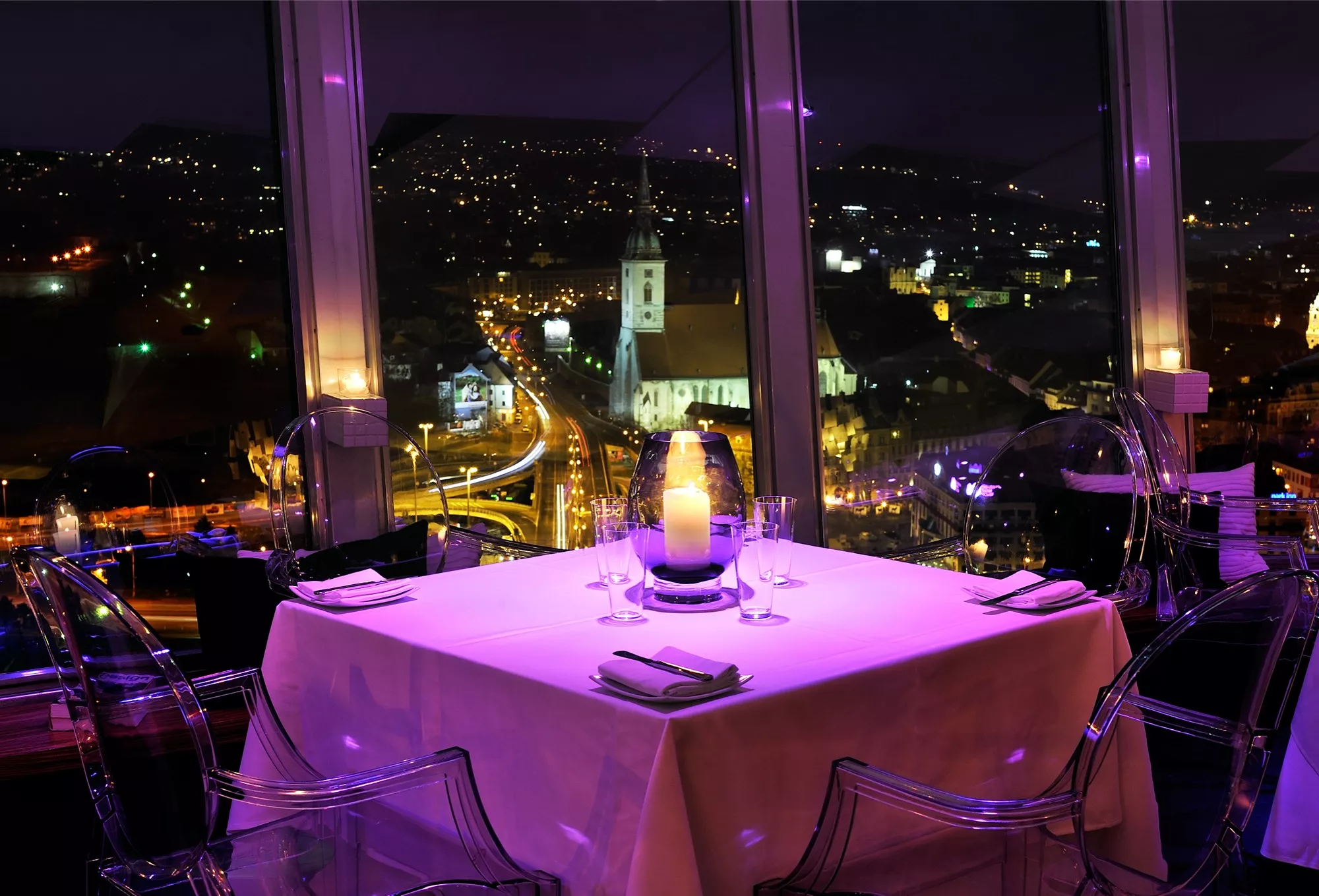Romantická večera v UFO Bratislava