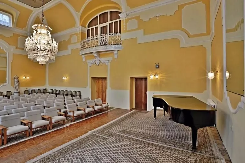 interier koncertnej saly bardejovske kupele
