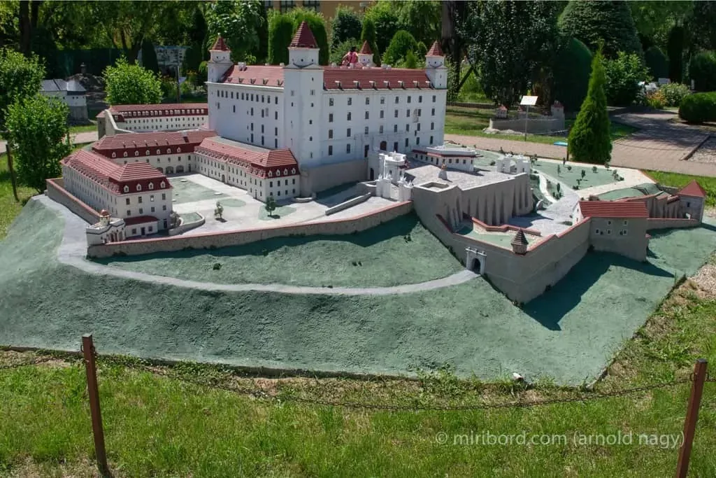 Model Bratislavskeho hradu