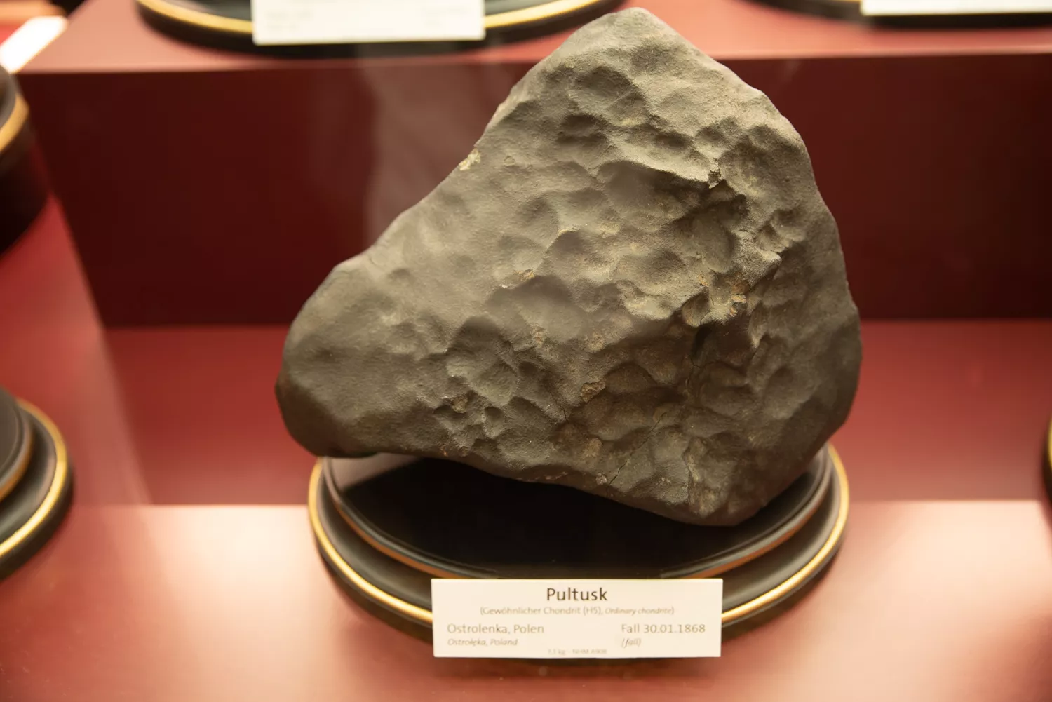Vesmírny meteorit (©miribord)