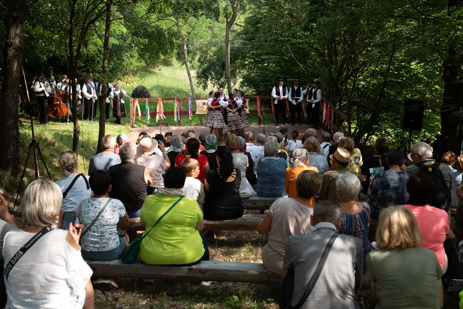 Folklórne vystúpenia (©miribord)