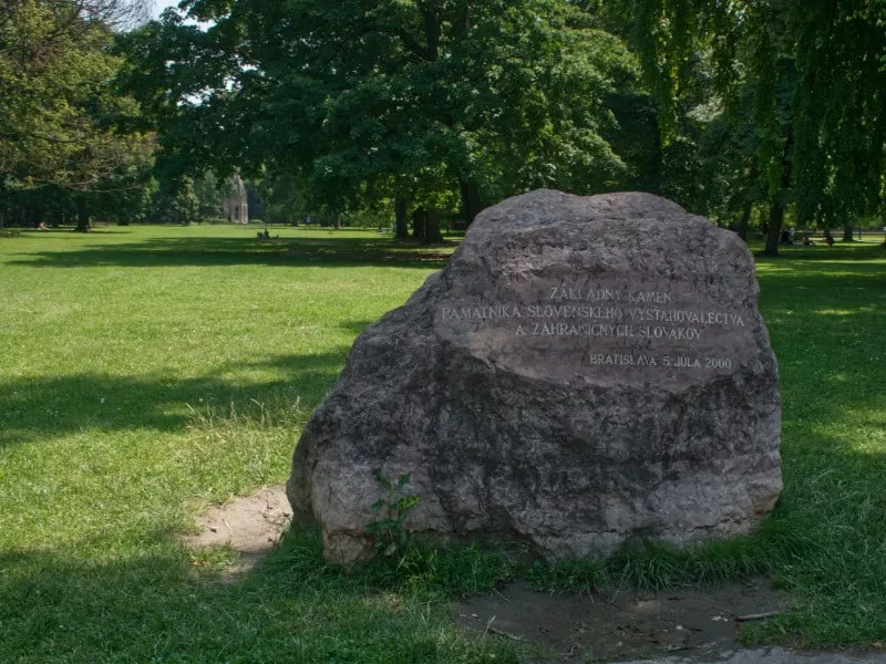 Zakladny kamen pamatnika slovenskeho vystahovalectva a zahranicnych slovakov